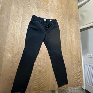 Gap signature skinny ankle pants